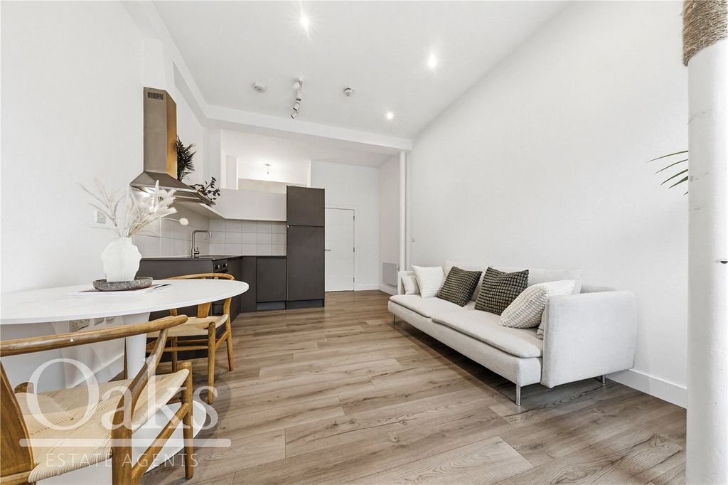 Property photo 1 of 10 Picture No. 13