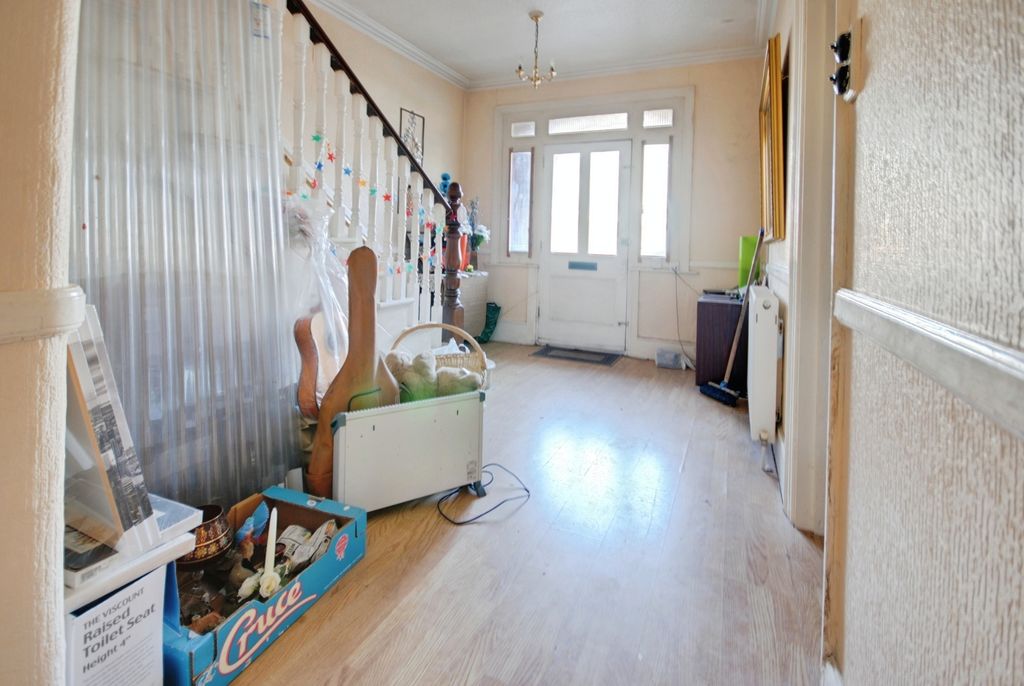 Property photo 3 of 14 Pbox-Img.Jpg