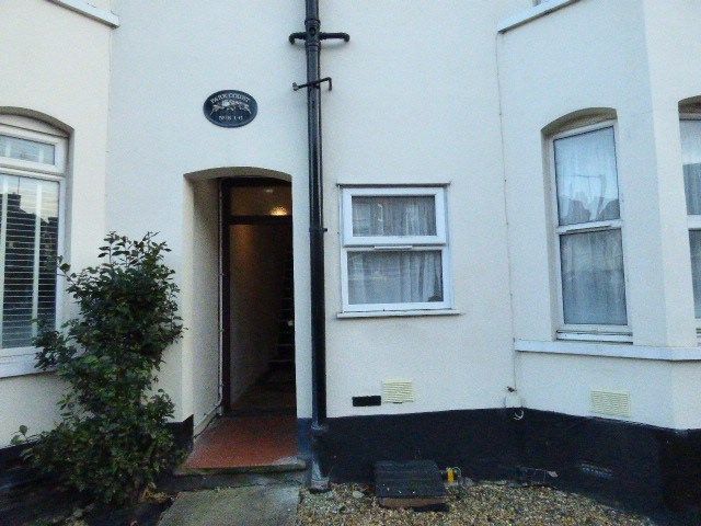 Property photo 1 of 7 1 Bedroom Flat For Rent