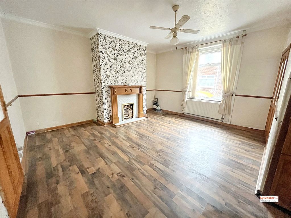 Property photo 2 of 18 Picture No. 08