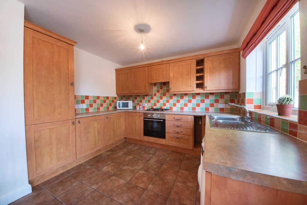 Property photo 2 of 14