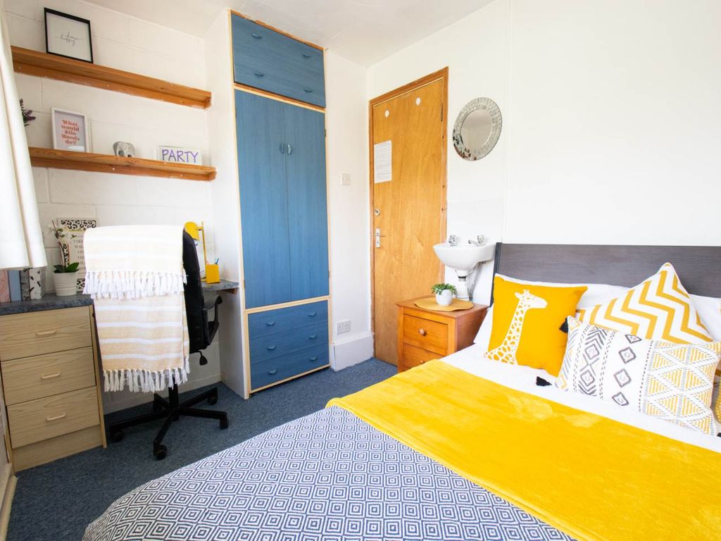 Property photo 3 of 18 1st Floor Bedroom