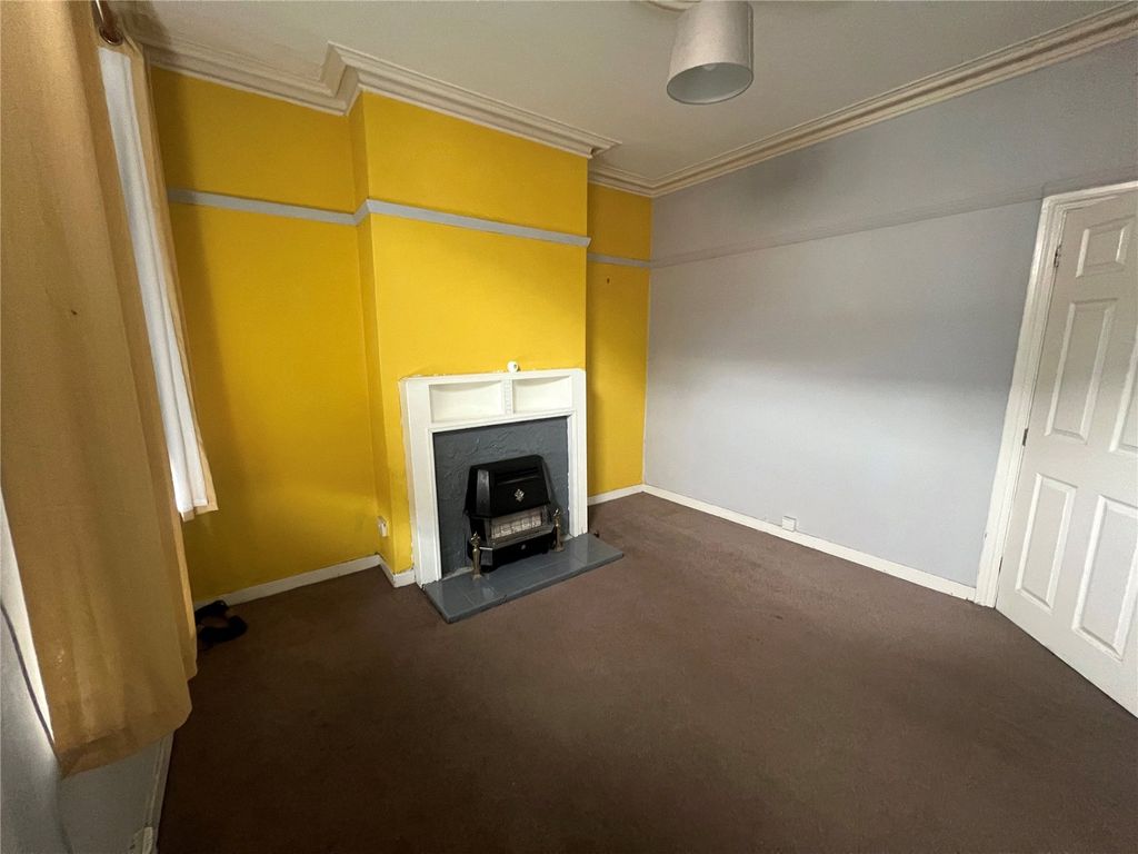 Property photo 3 of 9 Photo