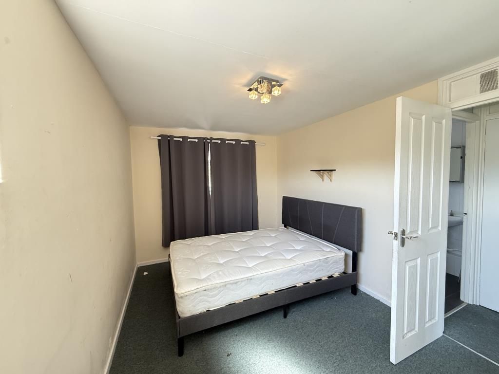 Property photo 3 of 9 Internal View