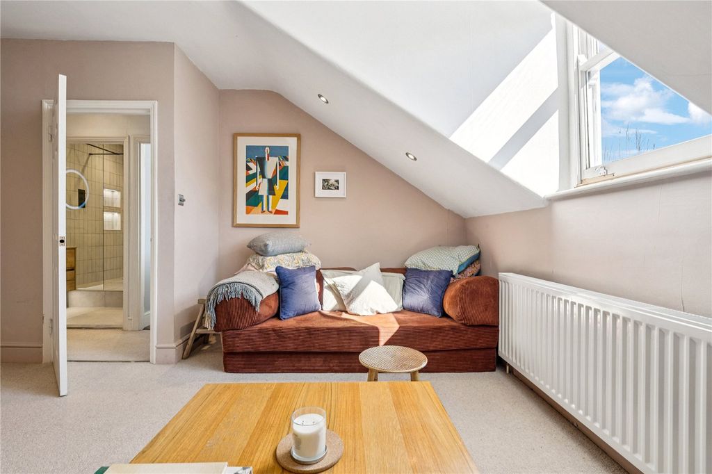 Property photo 3 of 7 Picture No. 07