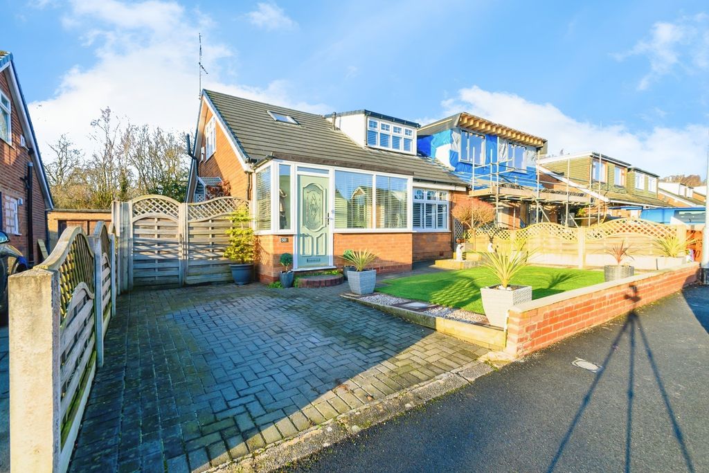 Property photo 2 of 20 Front