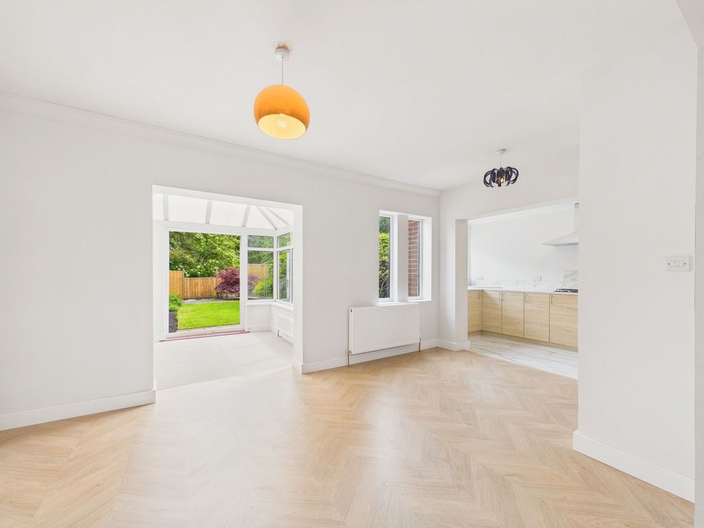 Property photo 3 of 10 Dining Kitchen/Conservatory