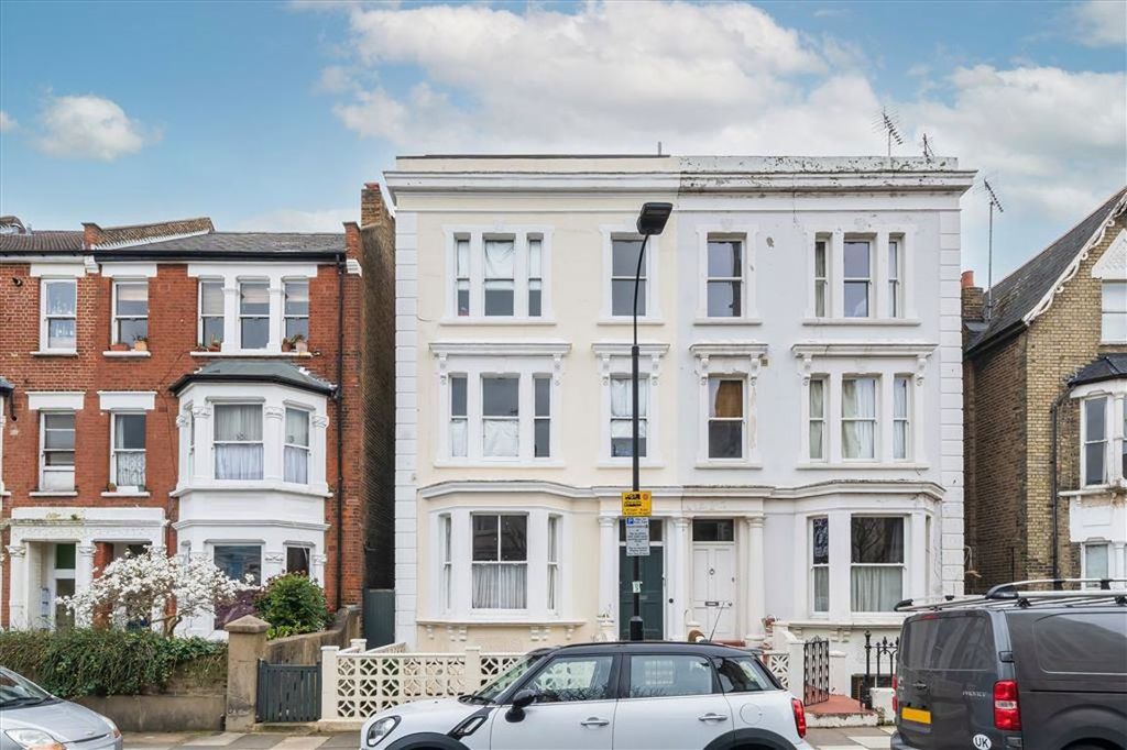 Property photo 1 of 6