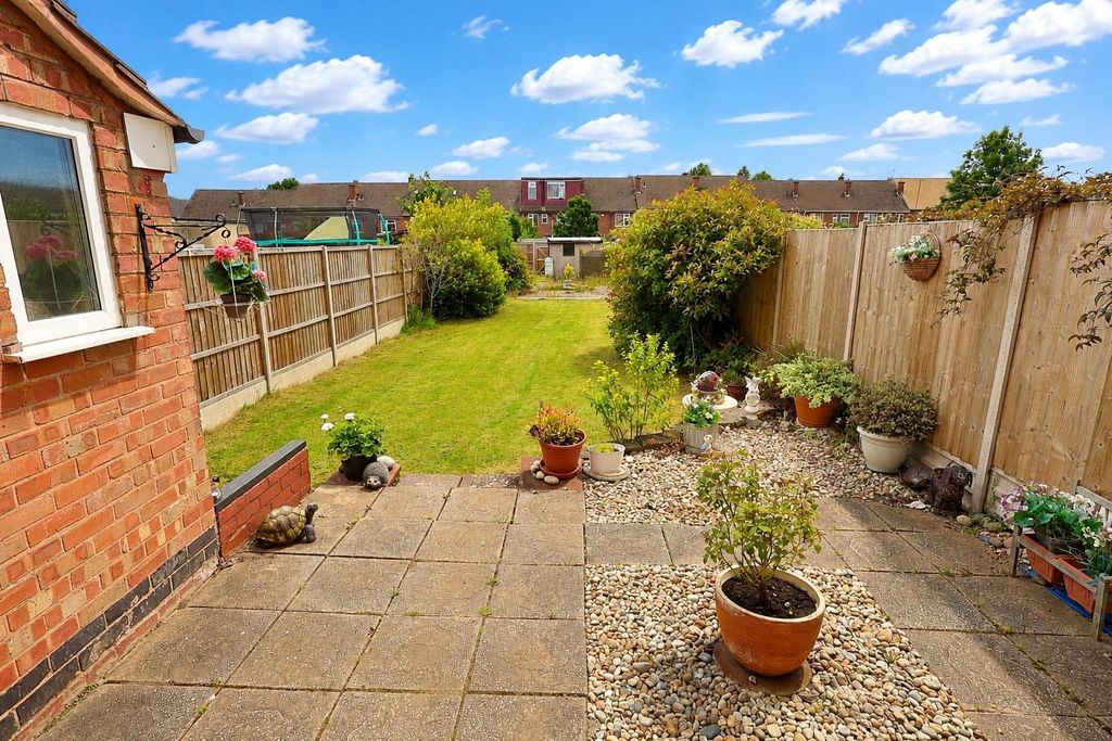Property photo 2 of 16 360A5860-F588-46B5-8228-985Ad745120B_1_102_O.Jpeg