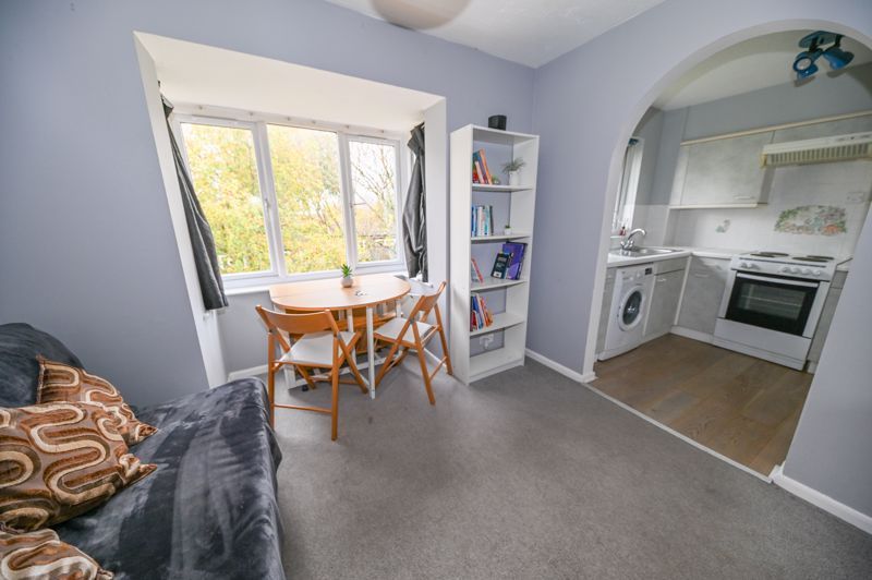 Property photo 3 of 12 Photo 5