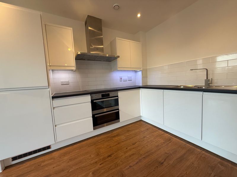 Property photo 2 of 9 Photo 6