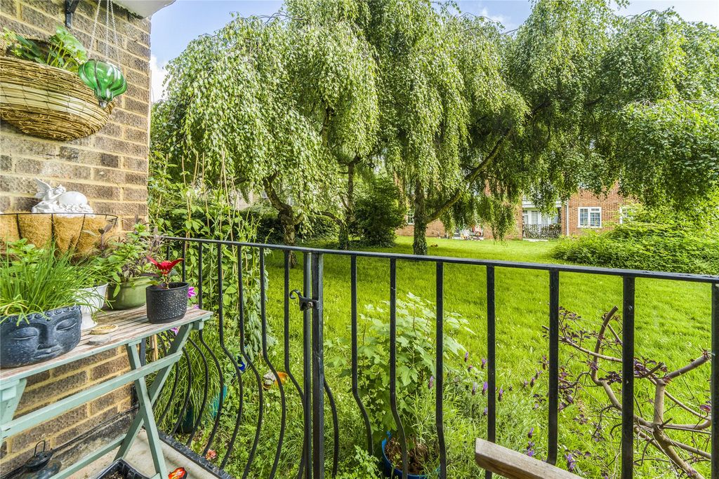 Property photo 3 of 17 Picture No. 04