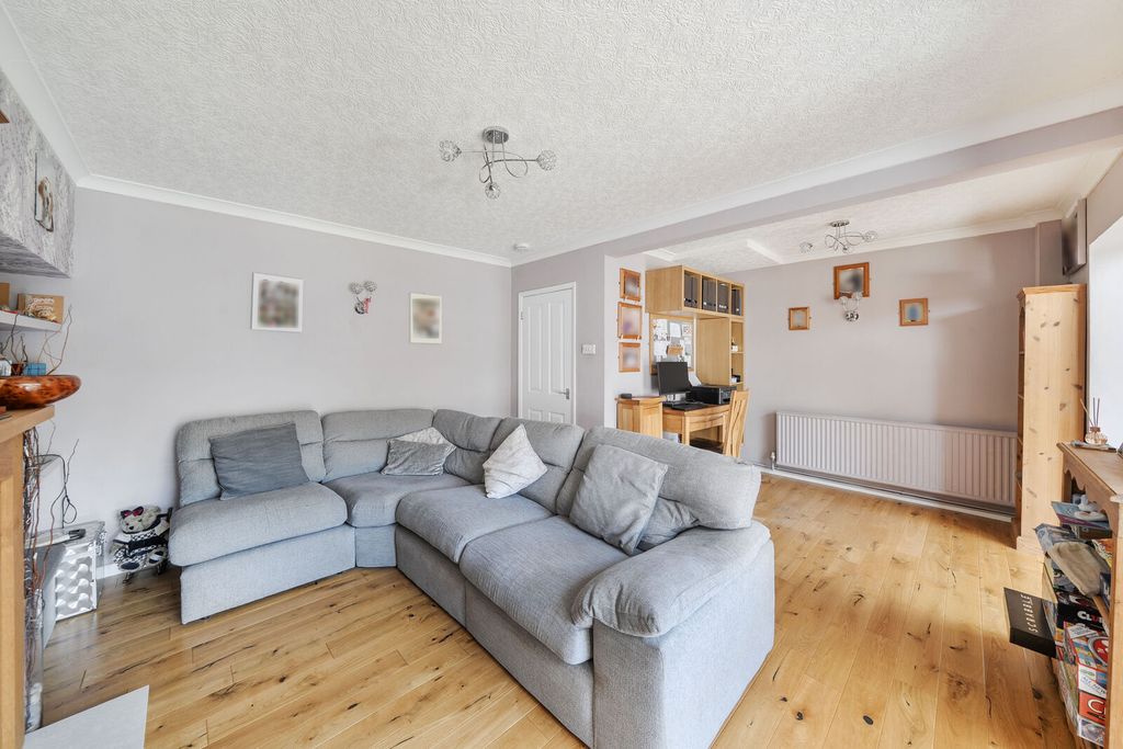 Additional image 5 of 4 bed semi-detached house for saleHoward Close, Watford WD24