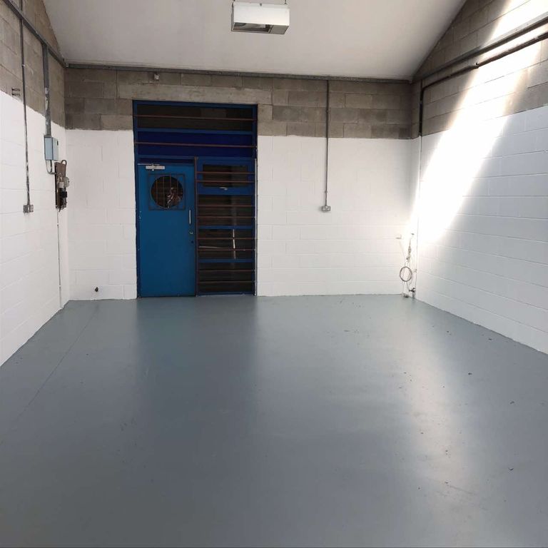 Property photo 1 of 4