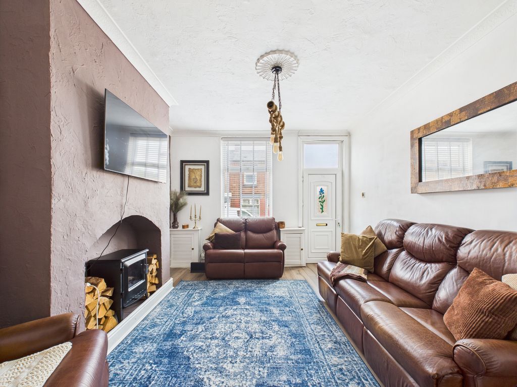 Property photo 2 of 19
