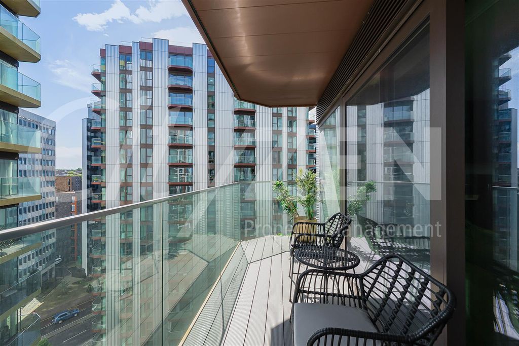 Property photo 3 of 29 Balcony