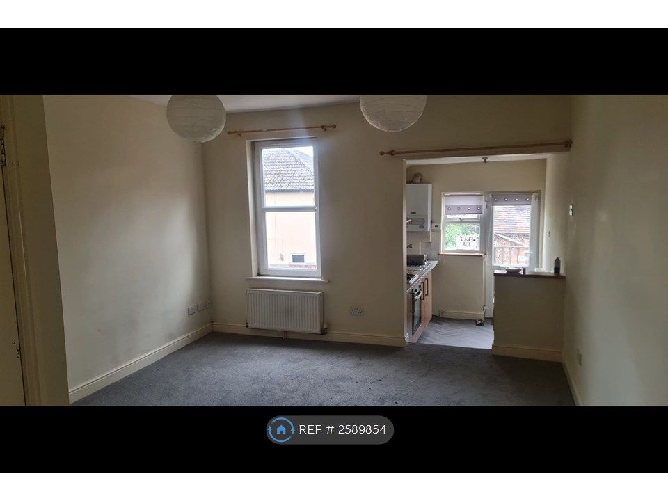 Property photo 1 of 4