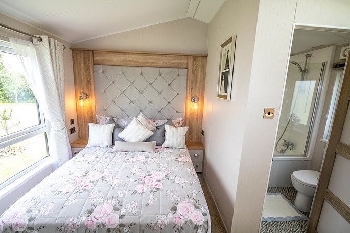 Property photo 3 of 40