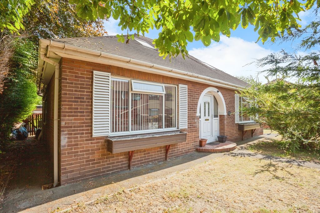 Property photo 1 of 17