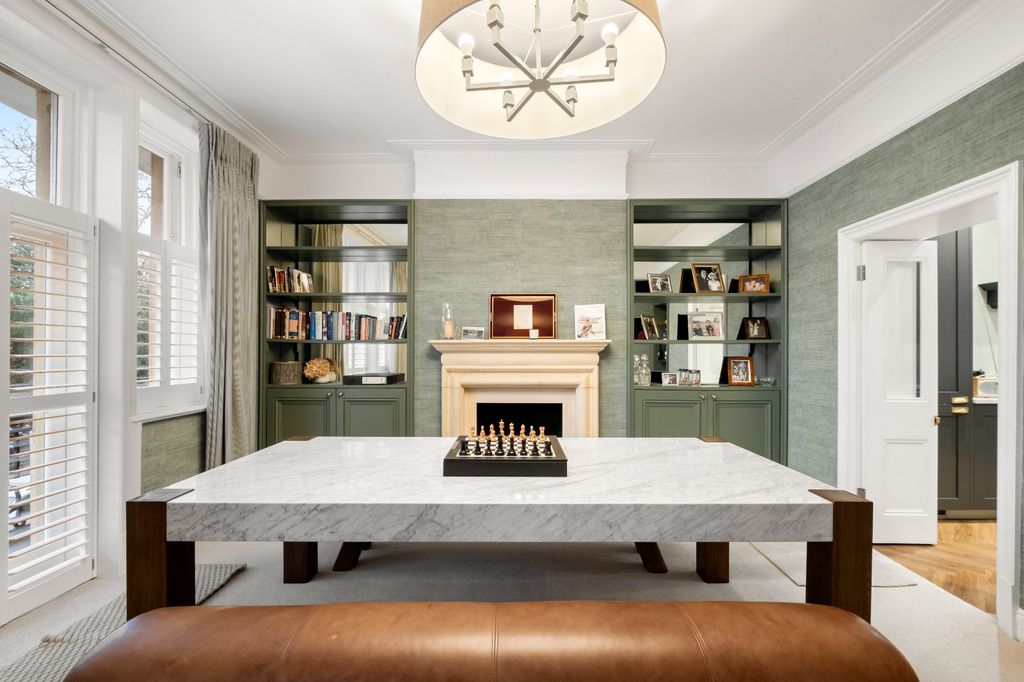 Property photo 3 of 19