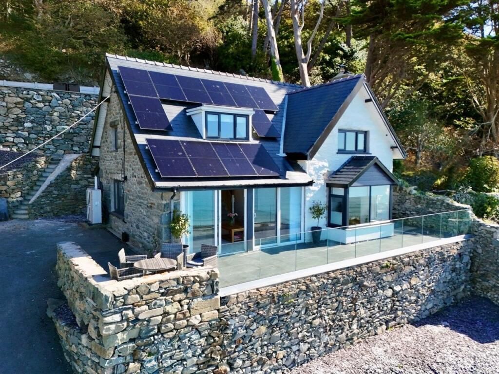 Property photo 1 of 24