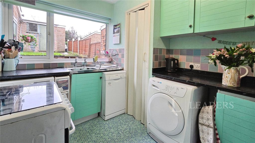 Property photo 2 of 24 Picture No. 14