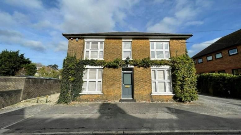 Property photo 1 of 7