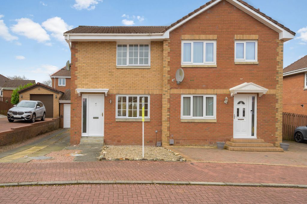 Property photo 2 of 15 02 - 45 Glenisla Court