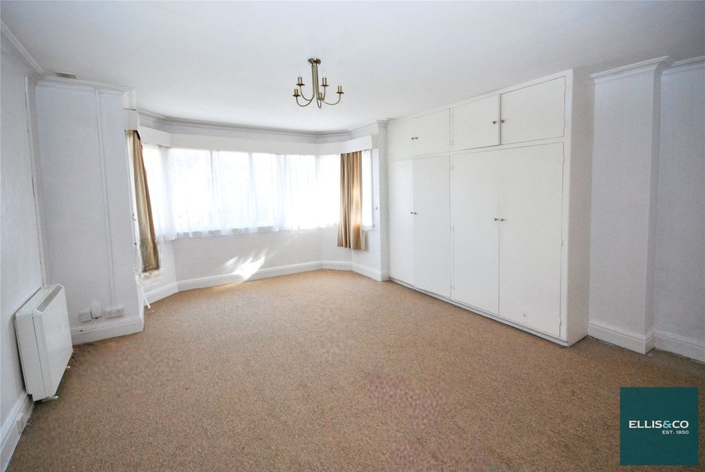 Property photo 1 of 5 Picture No. 08
