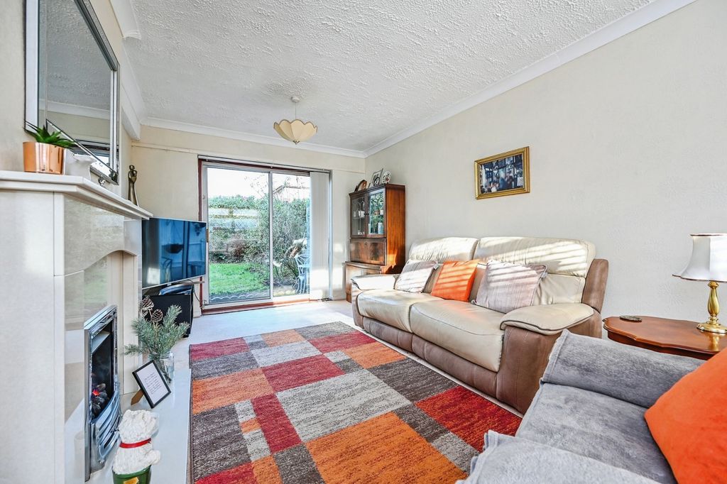 Property photo 3 of 19 Pbox-Img.Jpg