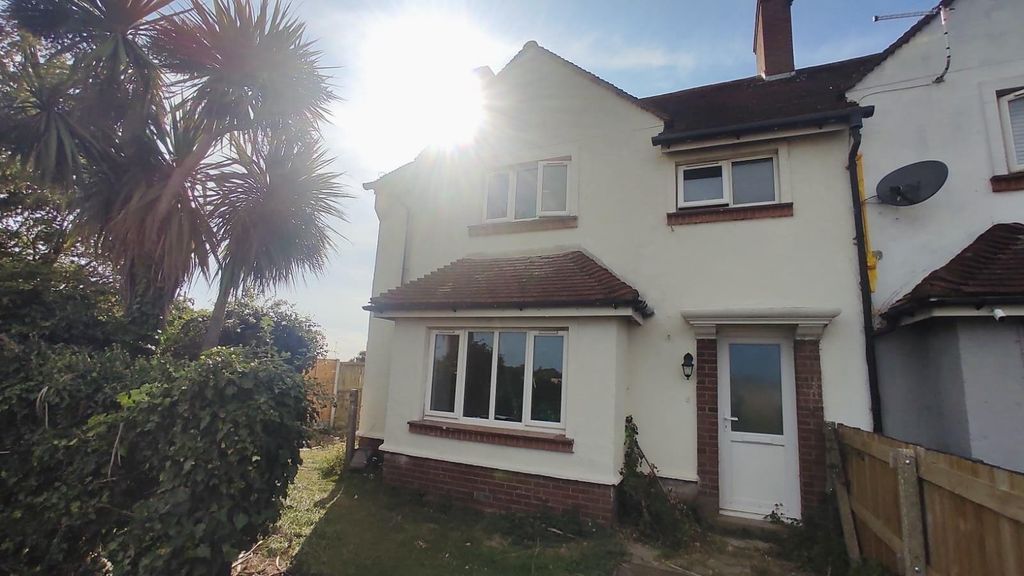 Property photo 1 of 11 1Manston6.Jpg