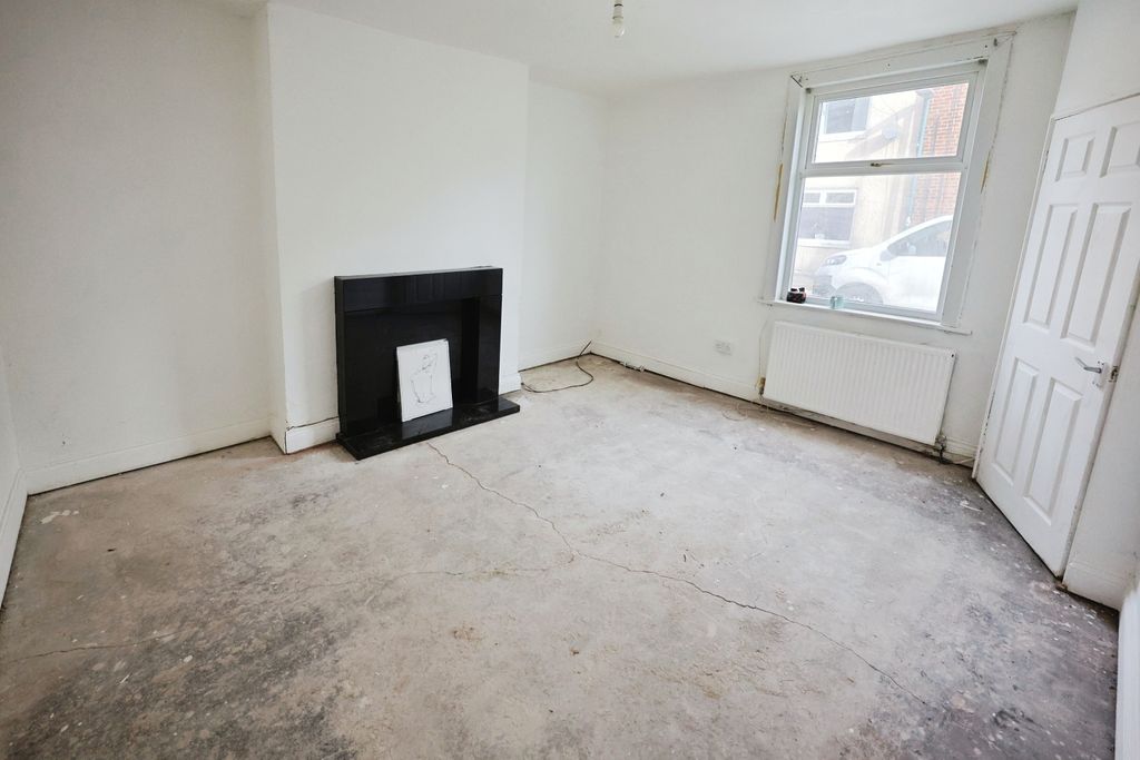 Property photo 2 of 9 Pbox-Img.Jpg