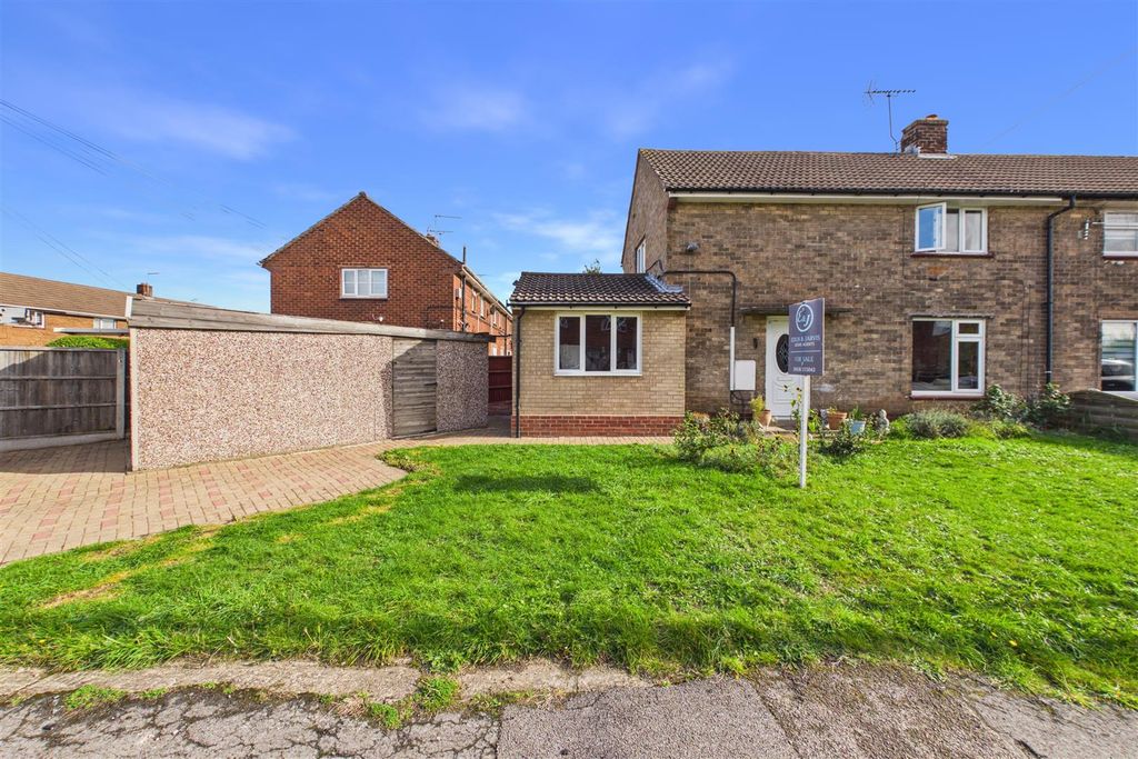 Property photo 1 of 13 Cam04235G0-Pr0234-Still013.Jpg