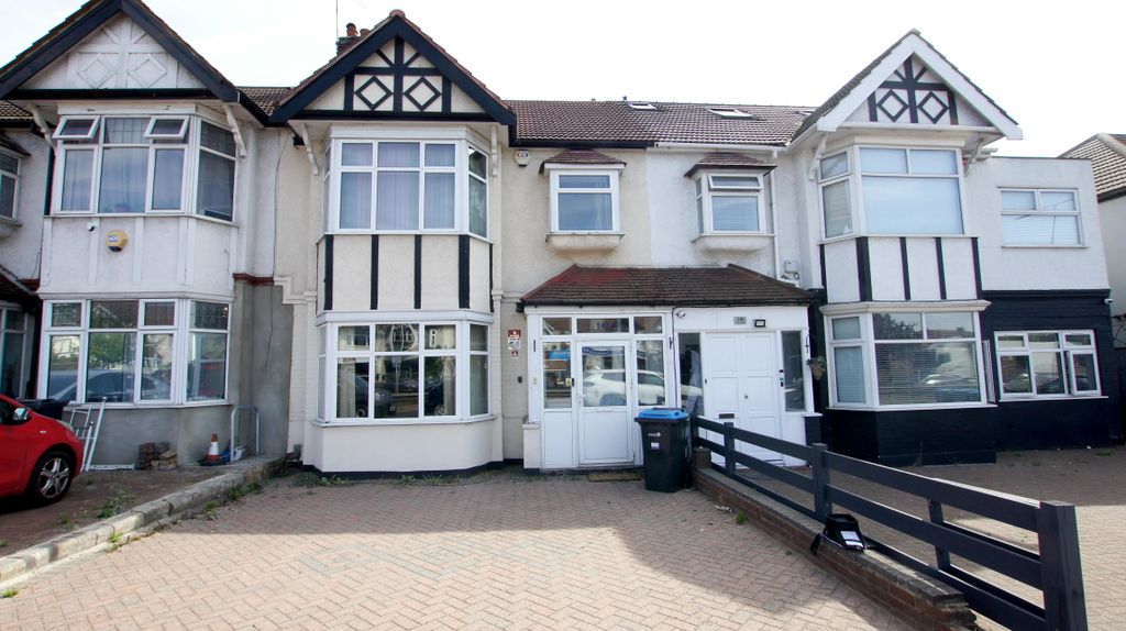 Property photo 1 of 32