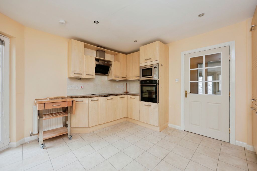 Property photo 3 of 20 _79A1438