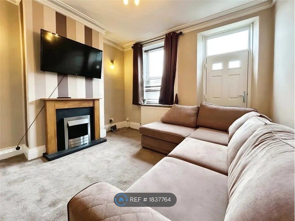 Property photo 3 of 9