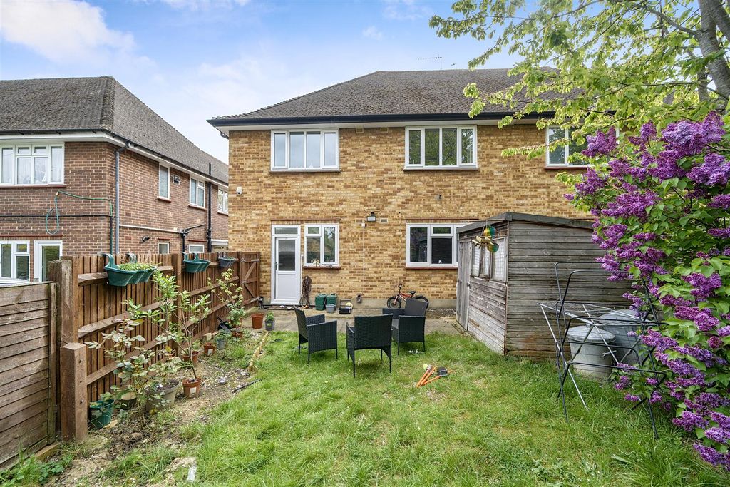 Additional image 5 of 2 bed maisonette for saleTolcarne Drive, Pinner HA5