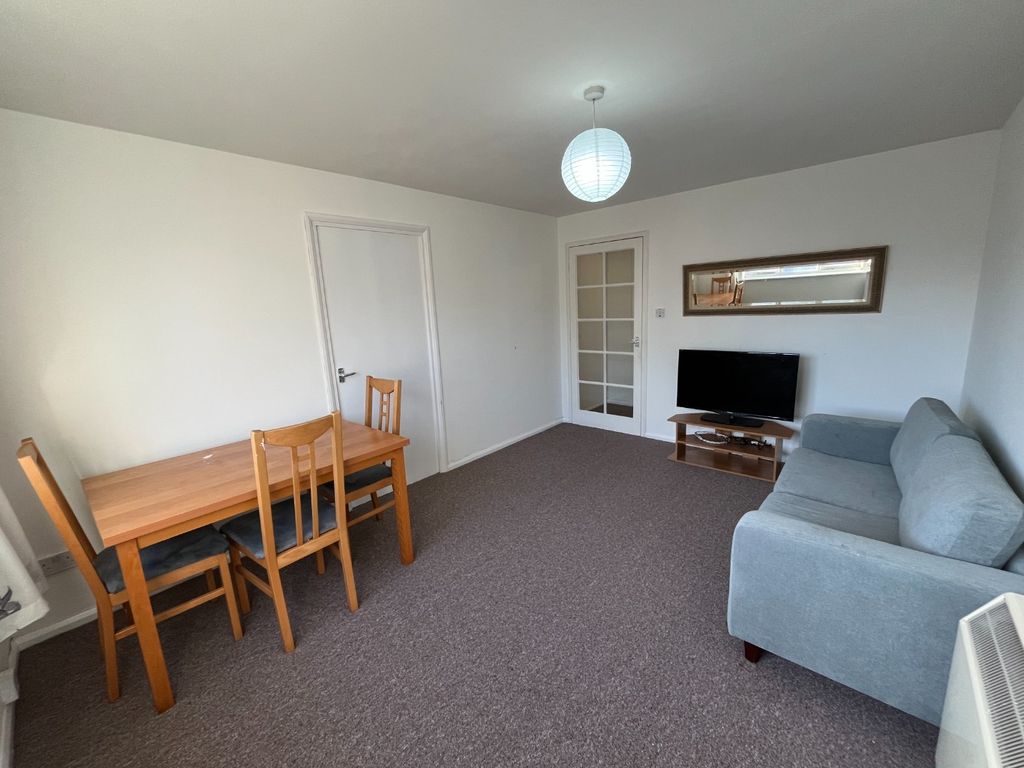 Property photo 2 of 9 1519812