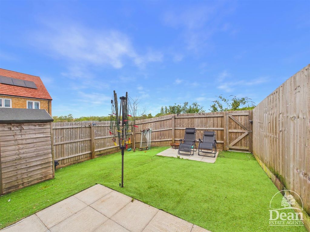 Property photo 3 of 14