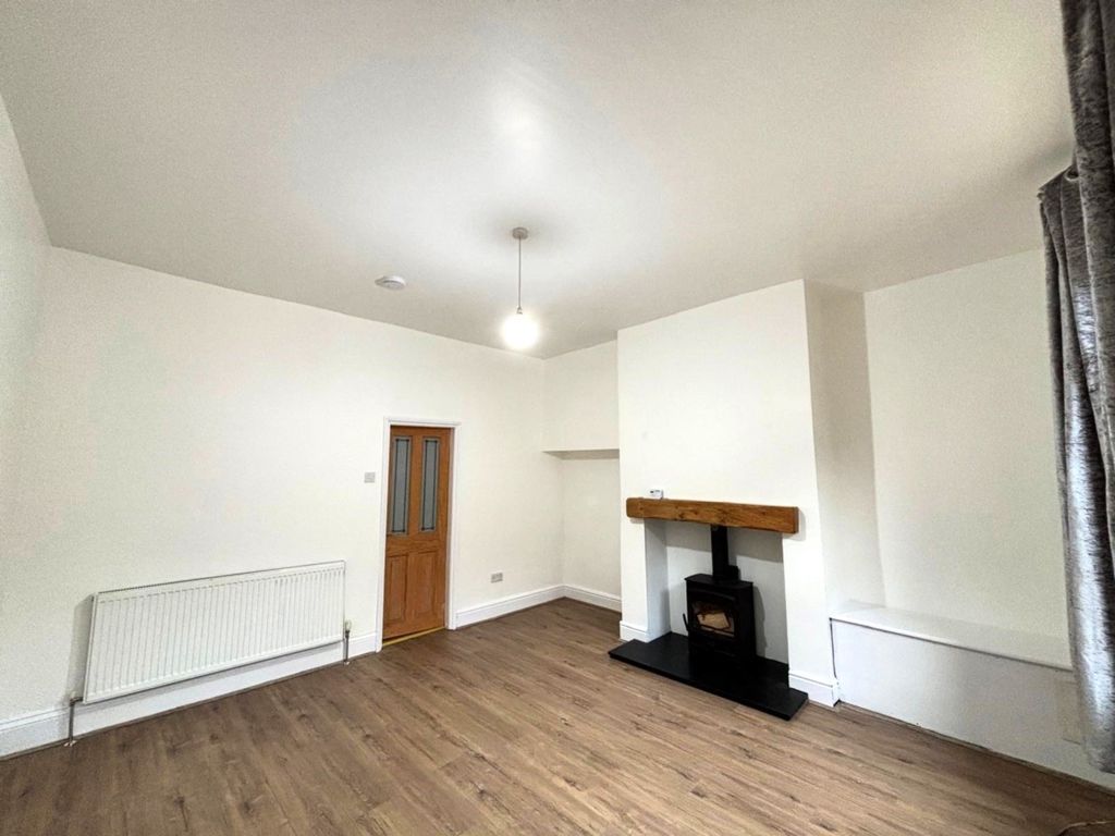 Property photo 3 of 8 Picture No. 02