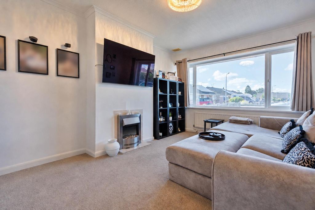 Property photo 3 of 6 Sitting Room