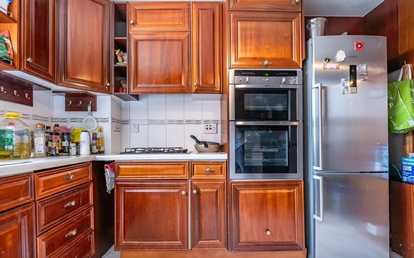 Property photo 3 of 7 8 Farnham House 2 03.10.Png