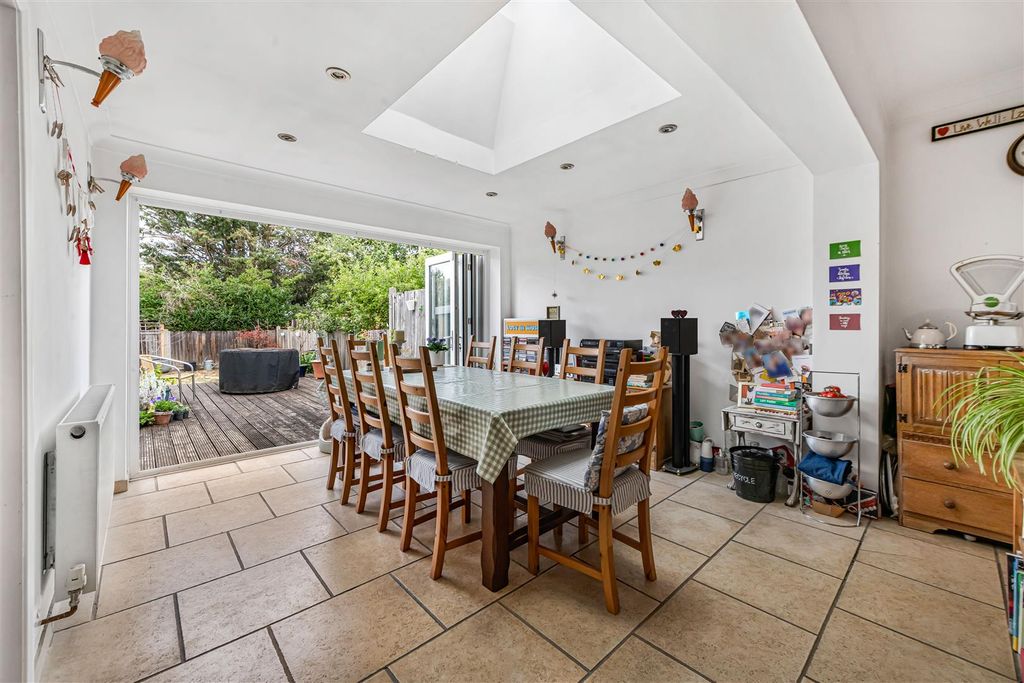 Property photo 2 of 15 13_74082.Jpg