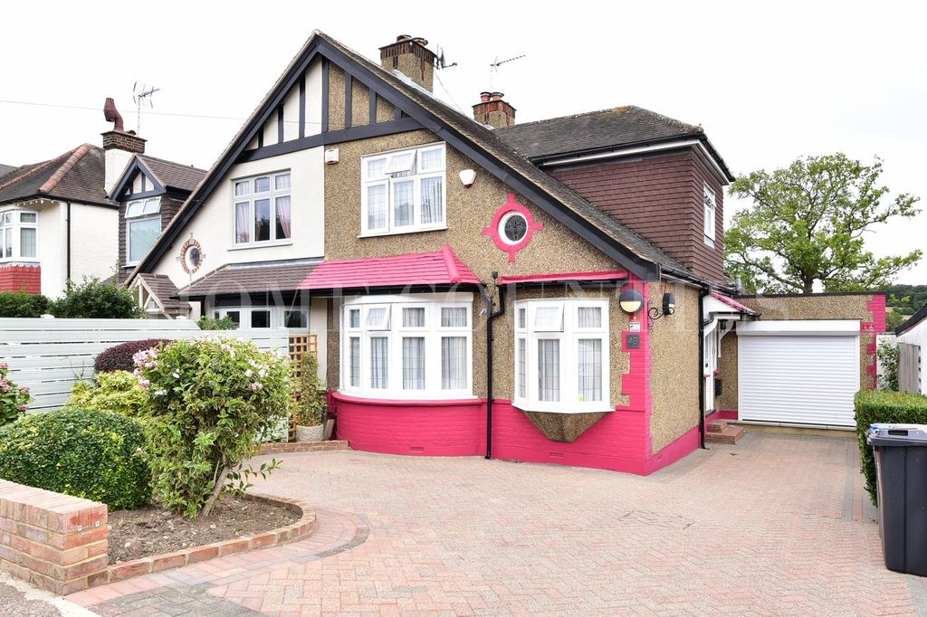 Property photo 1 of 30