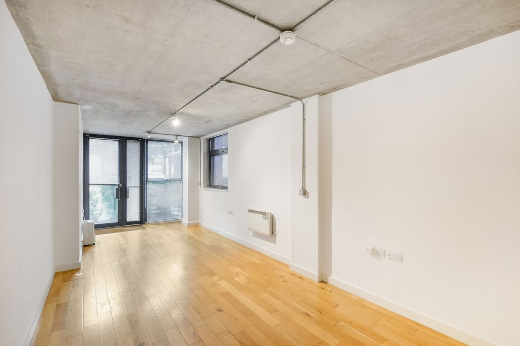 Property photo 2 of 7