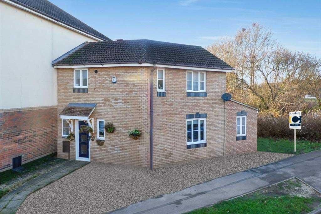 Property photo 3 of 15 1Flax.Jpg