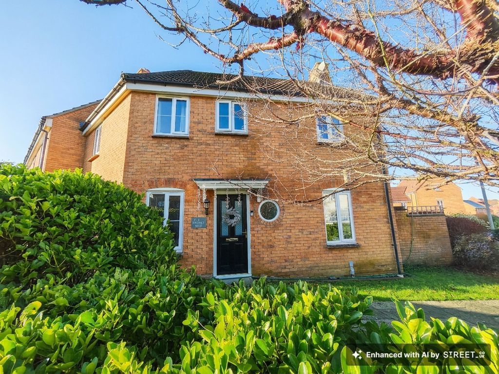 Property photo 2 of 20