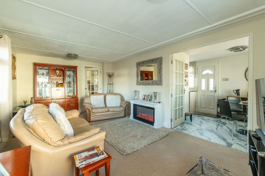 Property photo 3 of 15 Living Room