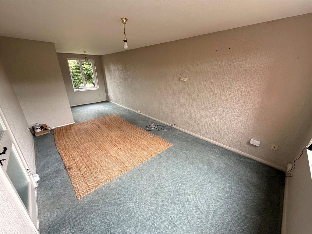 Property photo 2 of 10 Picture No. 30