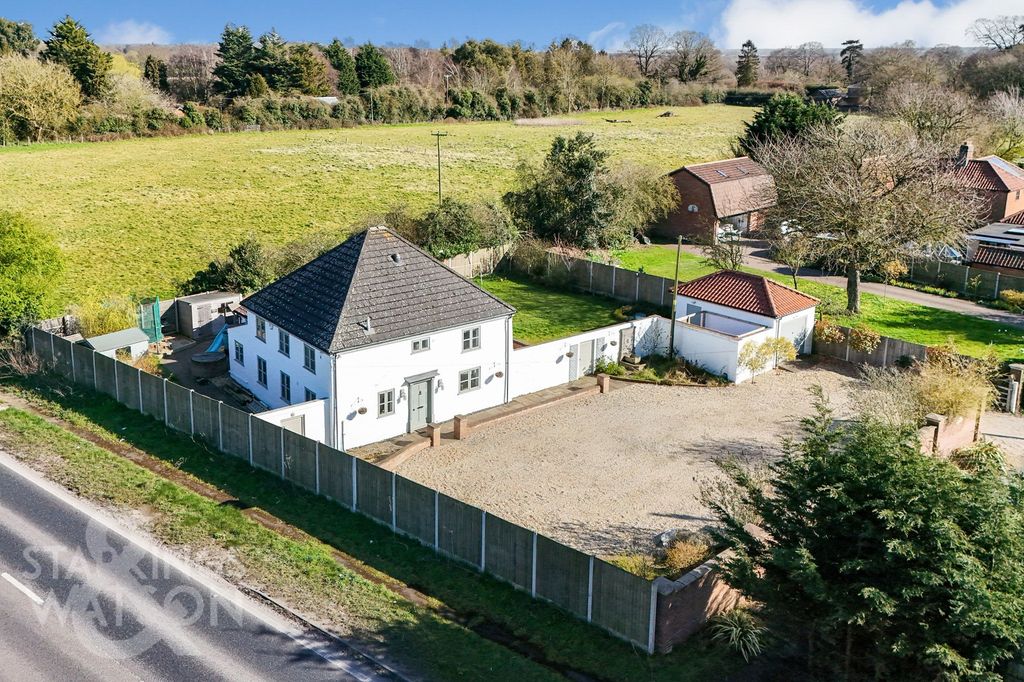 Property photo 1 of 34